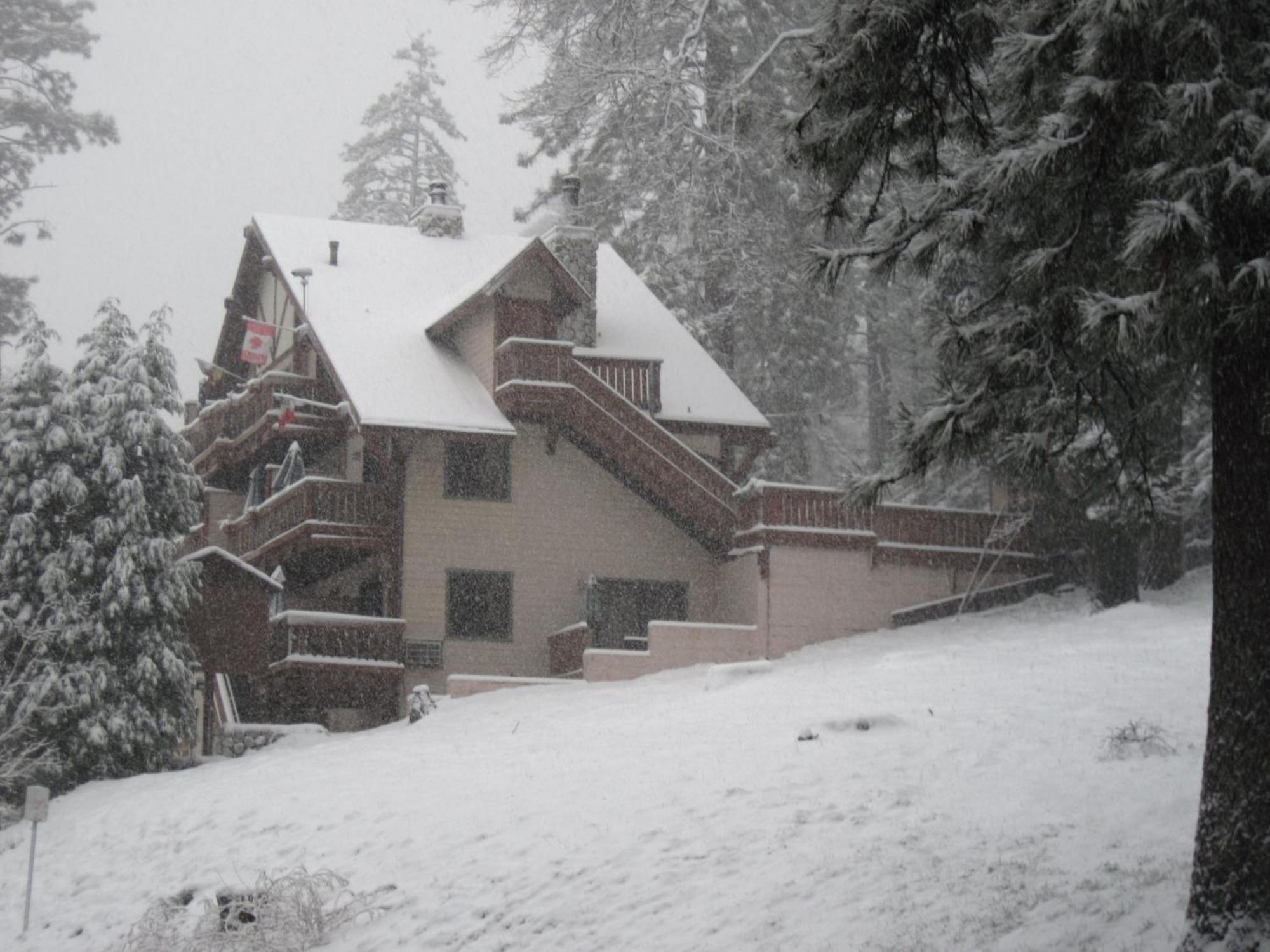 The North Shore Inn Crestline エクステリア 写真