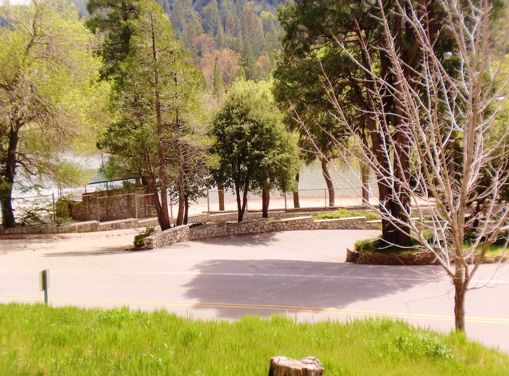 The North Shore Inn Crestline エクステリア 写真