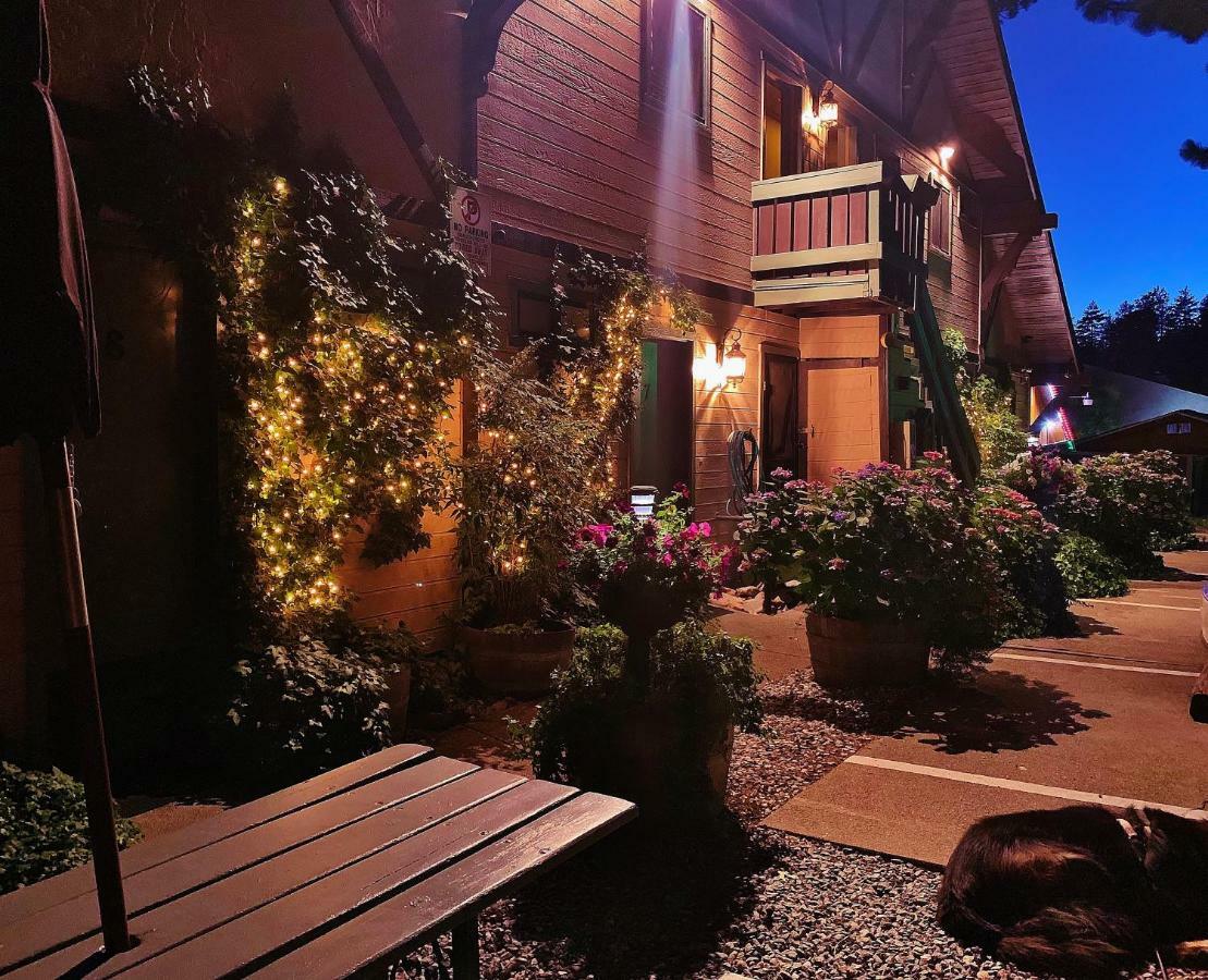 The North Shore Inn Crestline エクステリア 写真